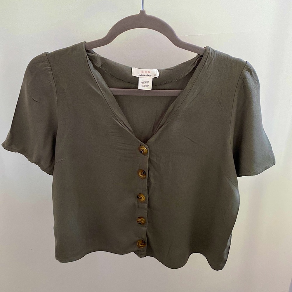 Crop top blouse